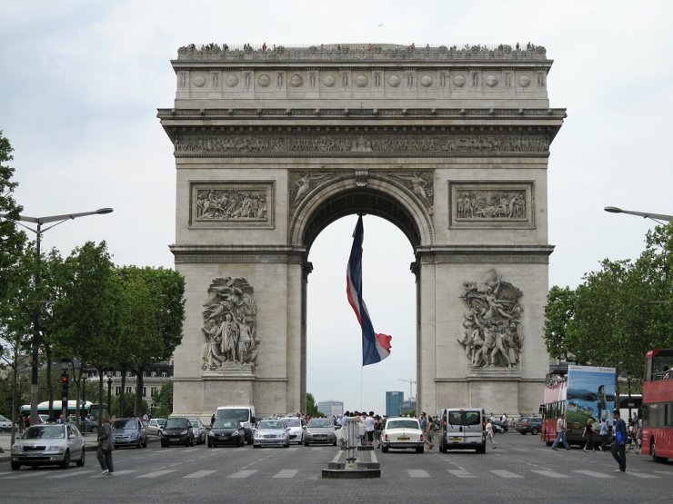 img_Champs-Elysées 03.jpg